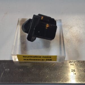 tourmaline noire