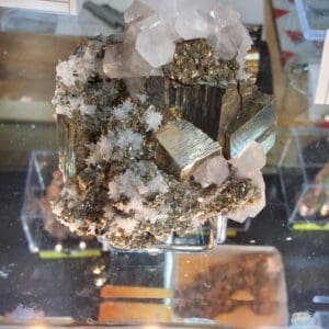 pyrite/calcite/quartz/sphalerite