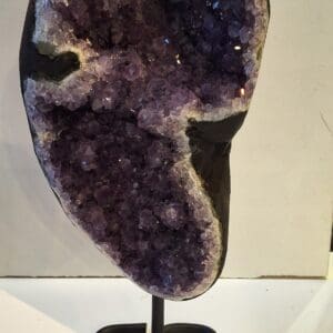 amethyste sur socle