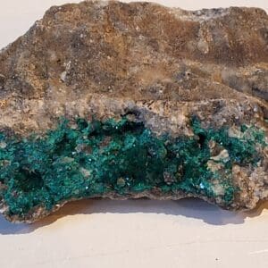 Dioptase sur gangue