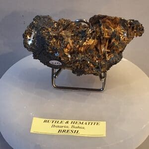 Rutile sur hematite