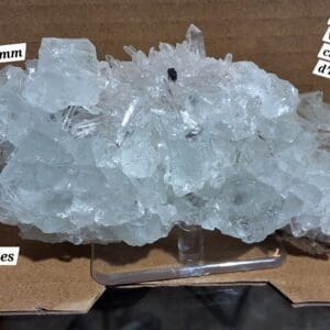 Hubnerite/quartz sur fluorine verte